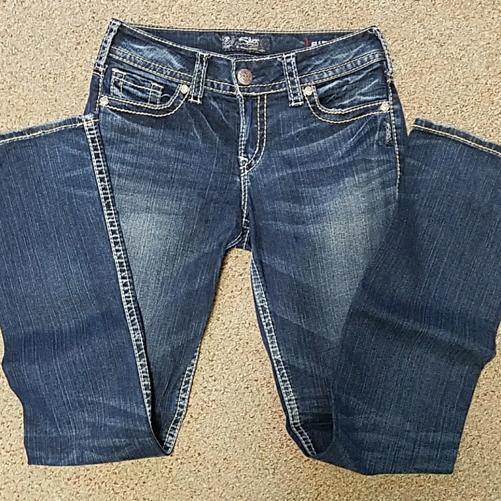 Silver Jeans - Picture 4 of 5